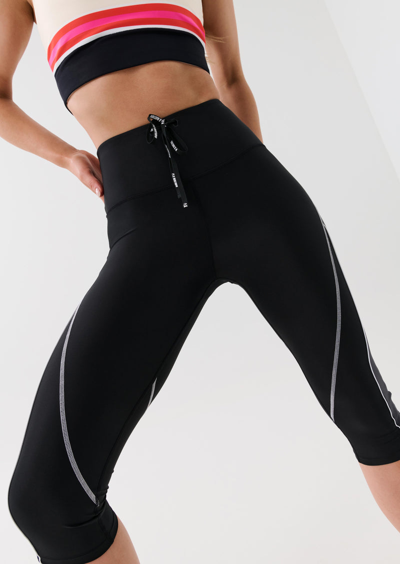 REFORMER CROP LEGGING IN BLACK
