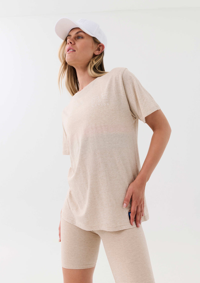 INITIATE TEE IN WARM GREY MARL
