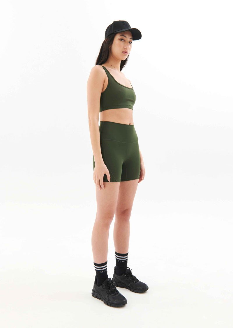 FREE PLAY BIKE SHORT IN RIFLE GREEN