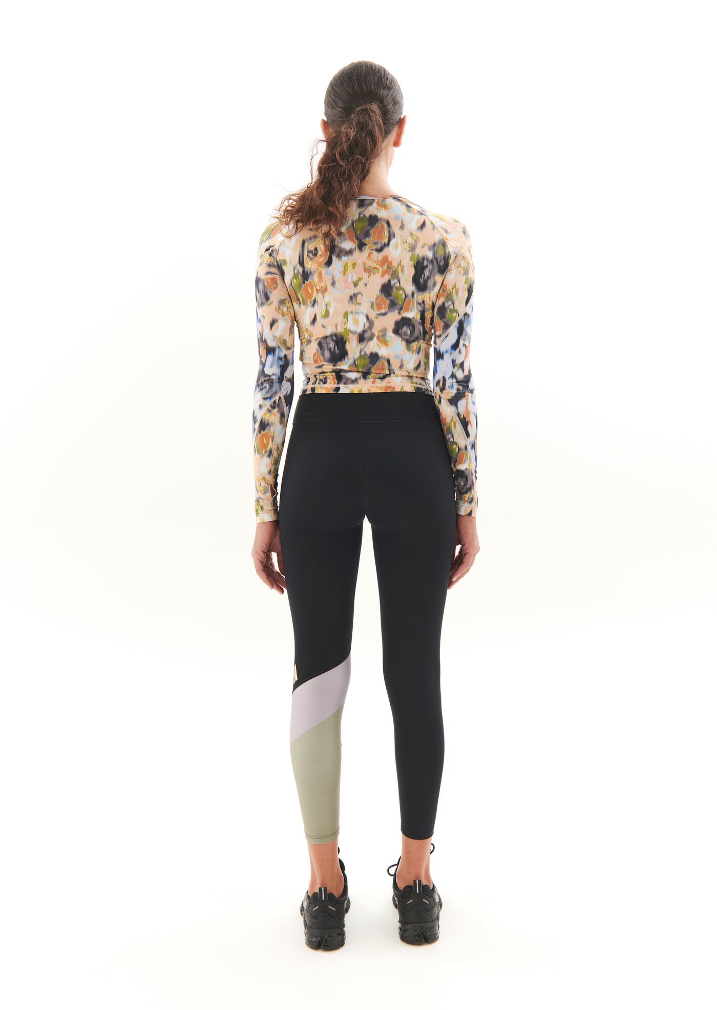 VISUALISE LS TOP IN FLORAL PRINT LIGHT