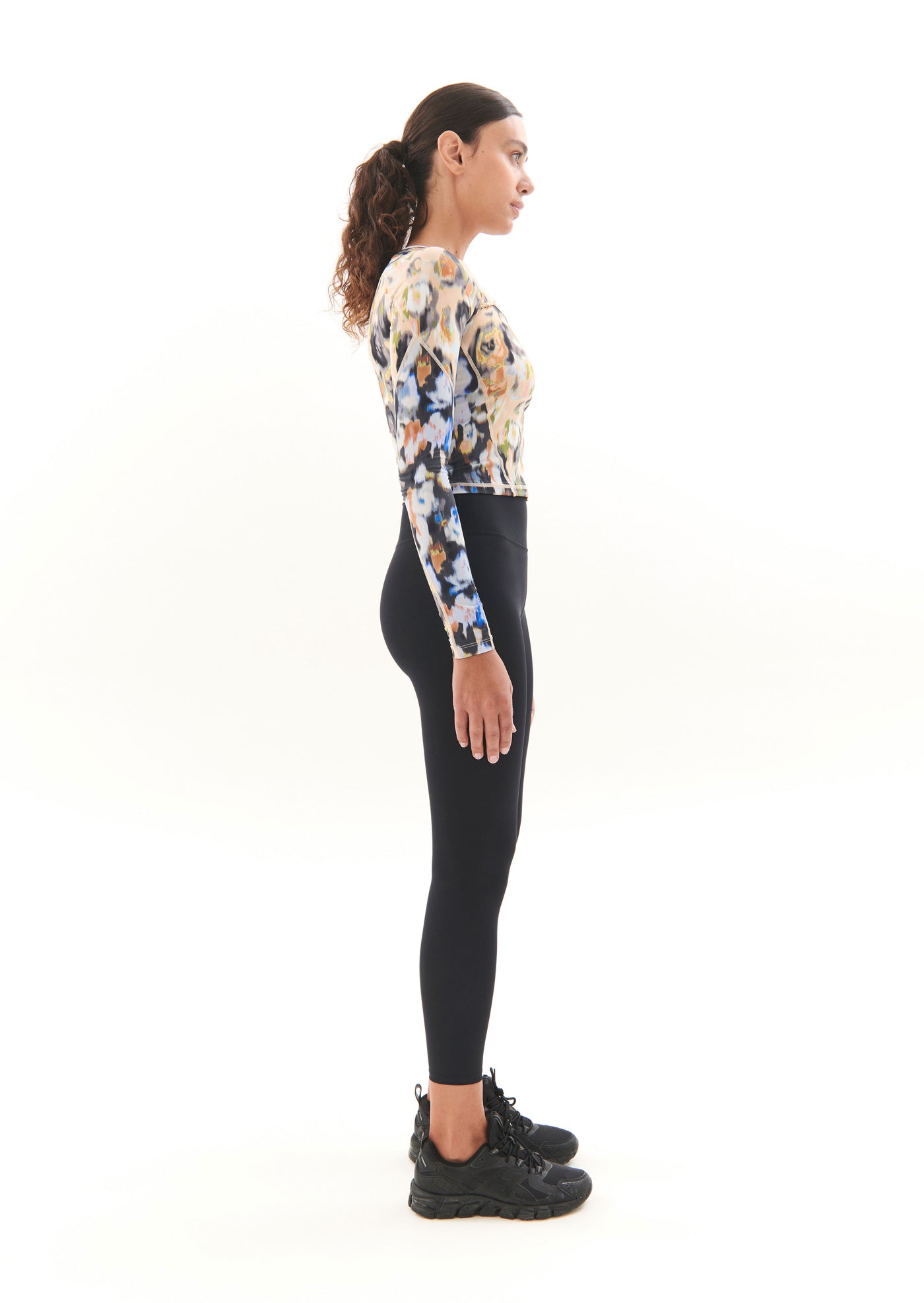 REACTION LEGGING IN BLACK