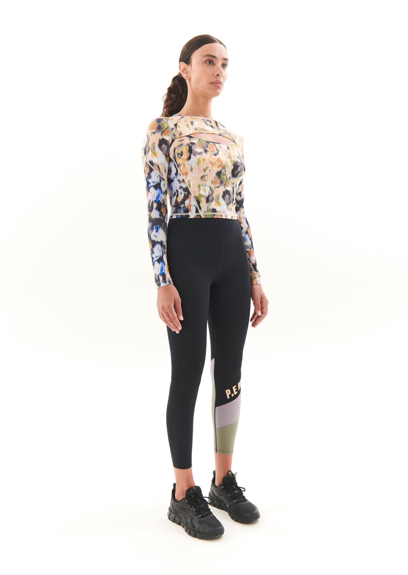 VISUALISE LS TOP IN FLORAL PRINT LIGHT