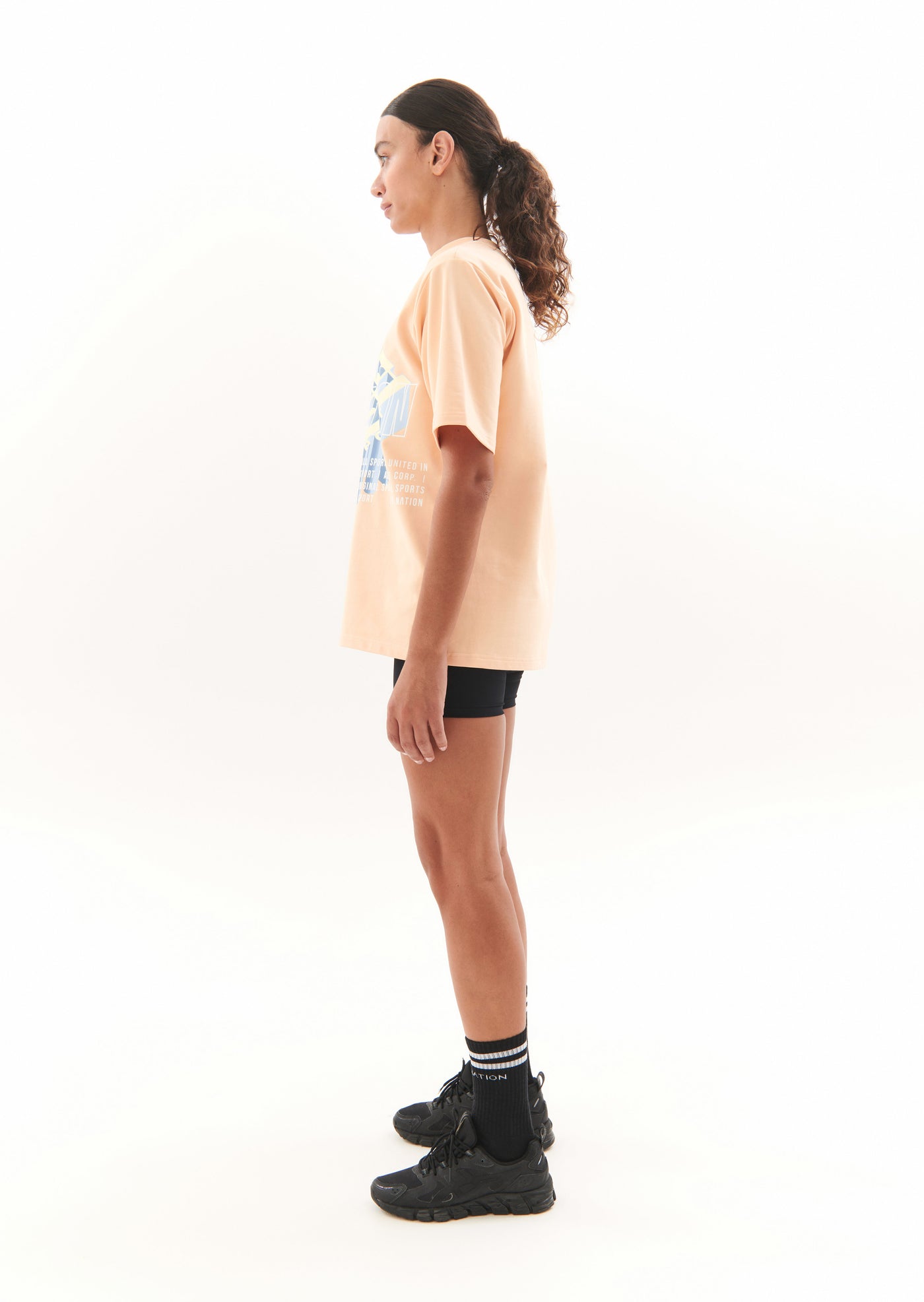 BACKSPIN TEE IN CREAM BLUSH