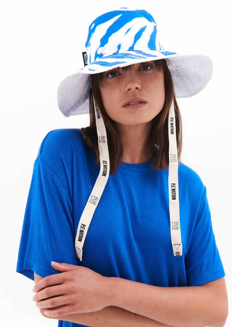 FREE DIVE REVERSIBLE HAT IN TYE DYE PRINT
