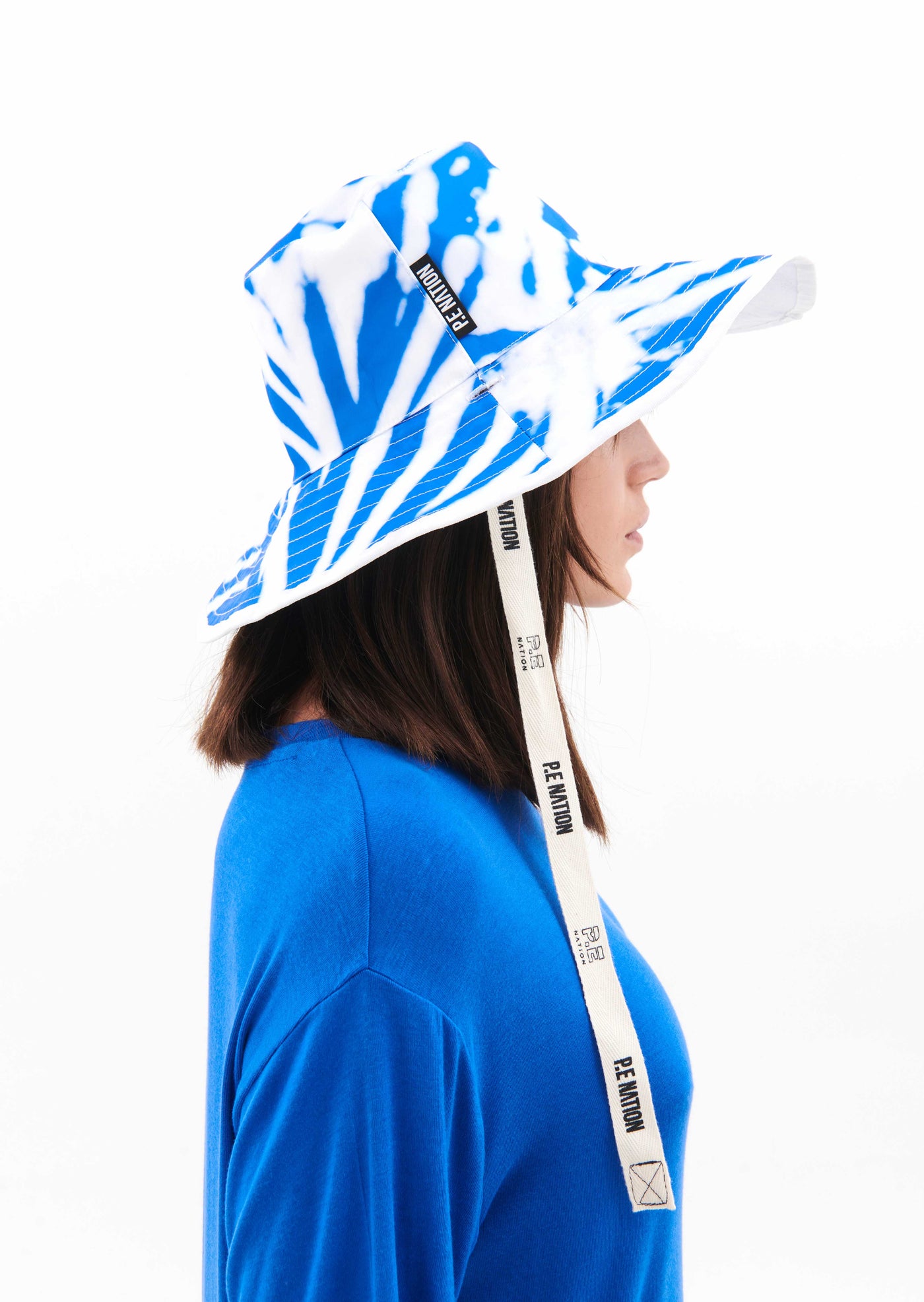FREE DIVE REVERSIBLE HAT IN TYE DYE PRINT