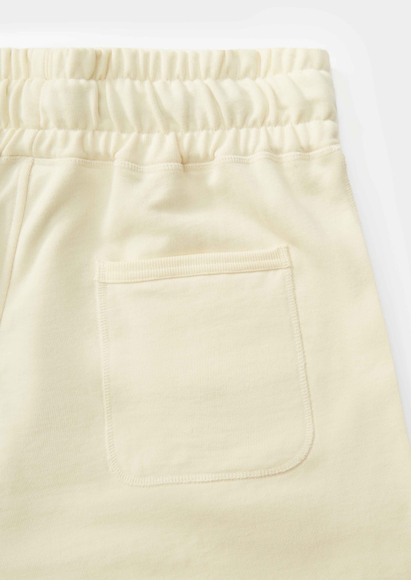CUTBACK SHORT IN WHITE