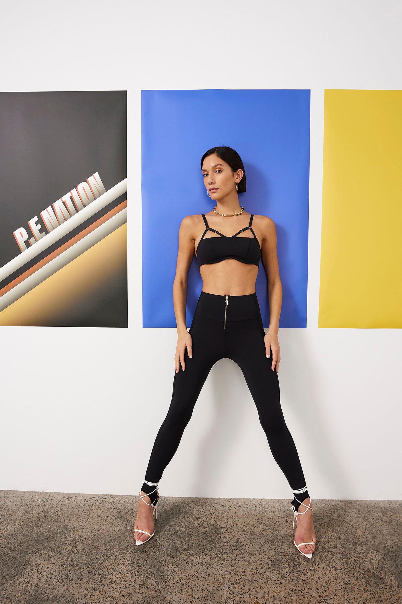 BOUNDLESS LEGGING IN BLACK