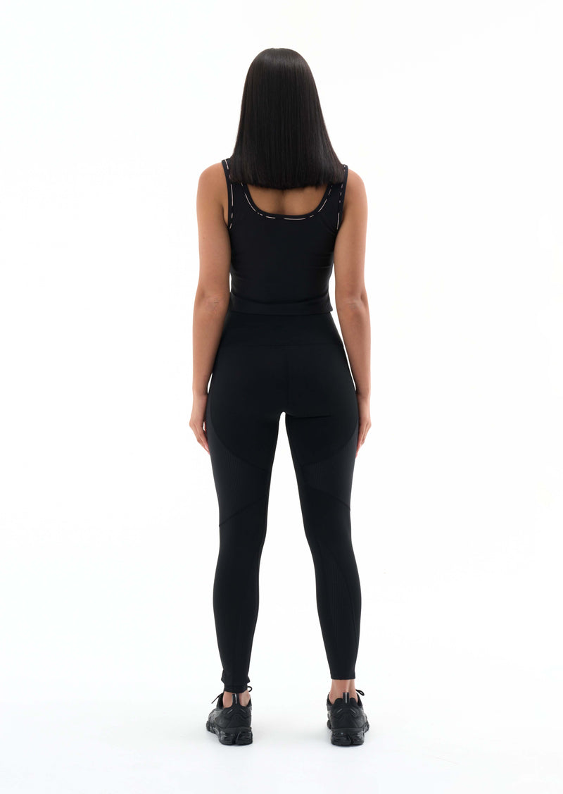 PURSUIT TANK IN BLACK