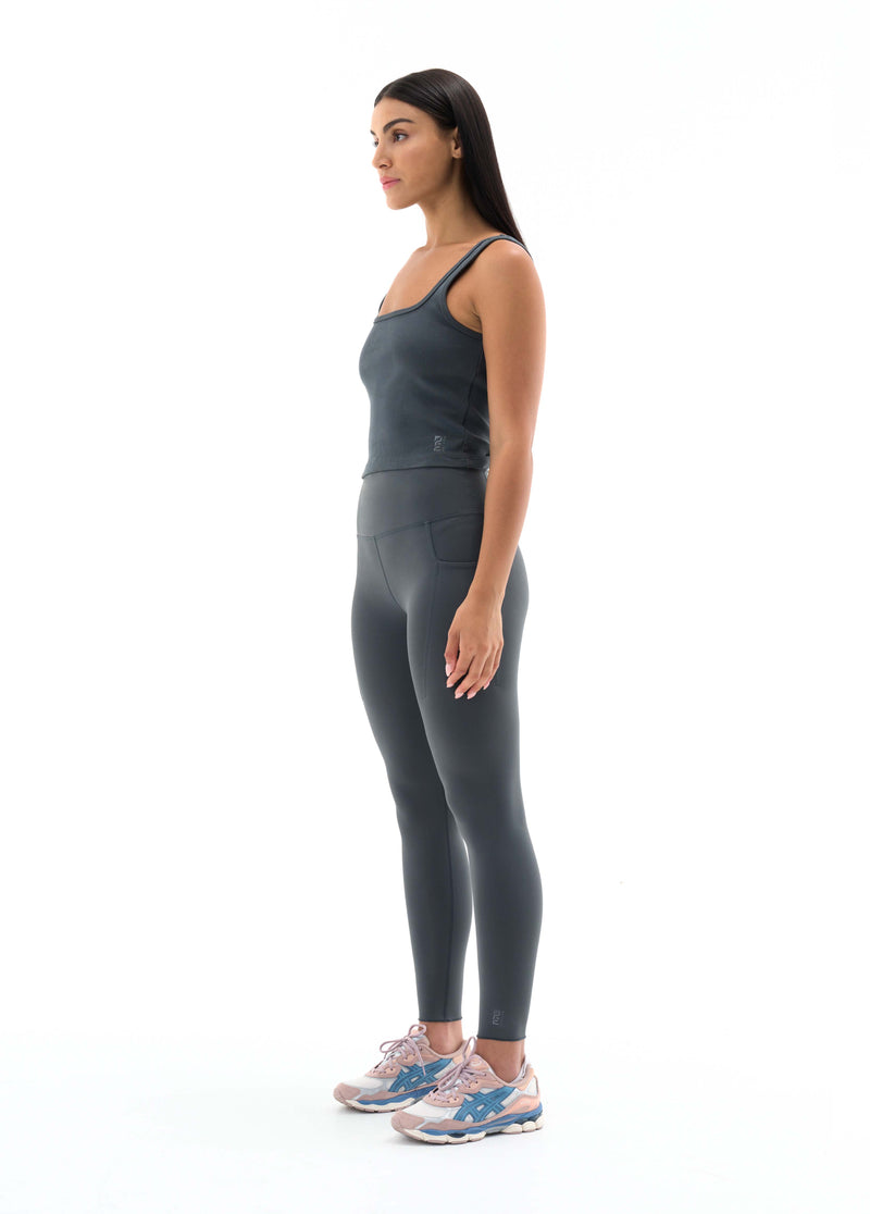 Lululemon Women’s High Rise Crop Leggings 23” Black Size 6 EUC