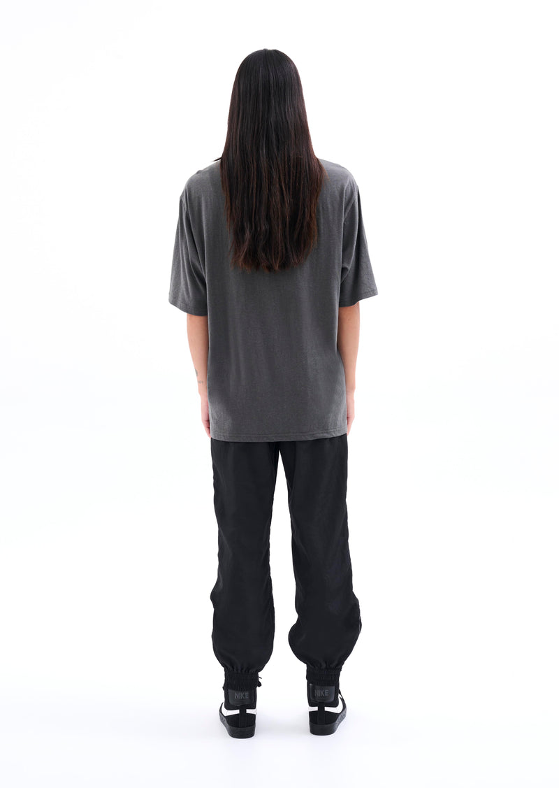 FULL OUT TEE IN DARK SHADOW
