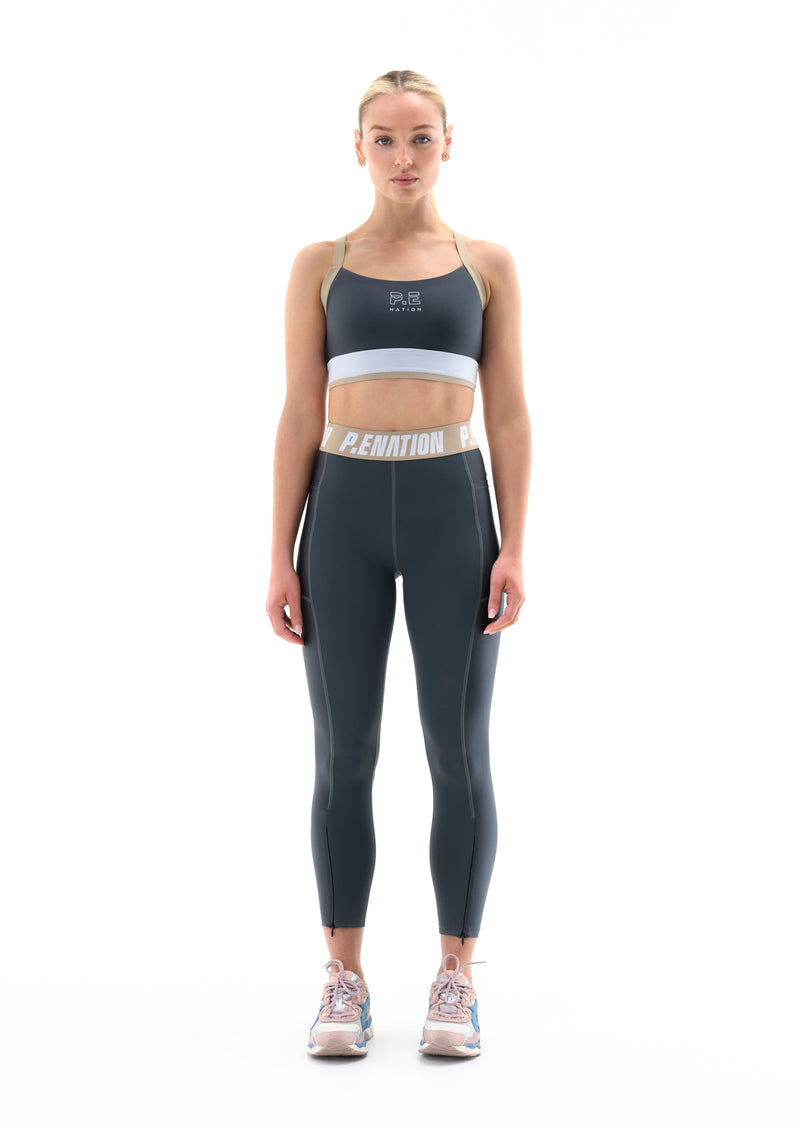 TERRAIN SPORTS BRA IN DARK SHADOW